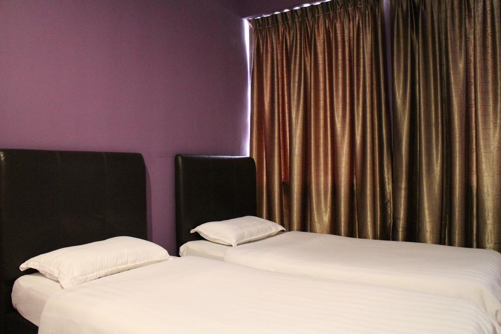 De Jaya Hotel Петалинг-Джая Номер фото